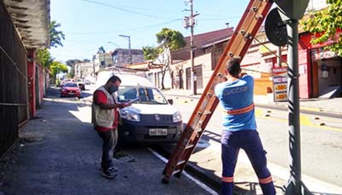 Ipem-SP verifica radar na Rua Francisco Rebelo, zona leste da capital